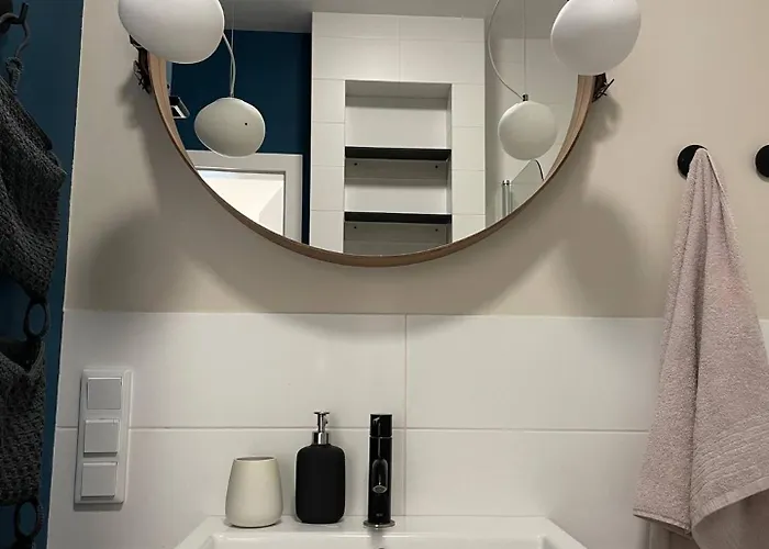 Elegant Riverside Flat Garden Appartamento Cracovia