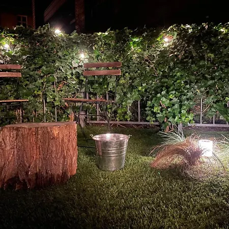 Apartamento Elegant Riverside Flat Garden *