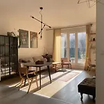 Elegant Riverside Flat Garden * קרקוב