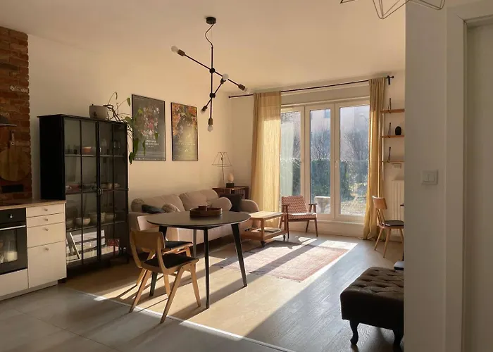 Elegant Riverside Flat Garden * קרקוב