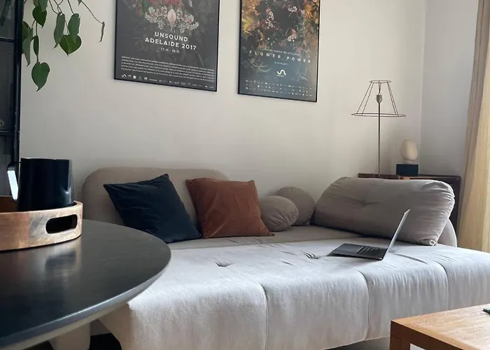 Elegant Riverside Flat Garden