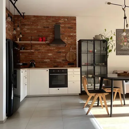 Apartamento Elegant Riverside Flat Garden Cracovia
